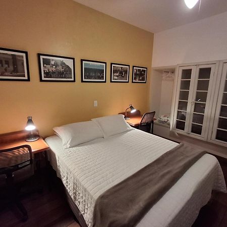 Apartamento Kami 阿雷格里港 外观 照片