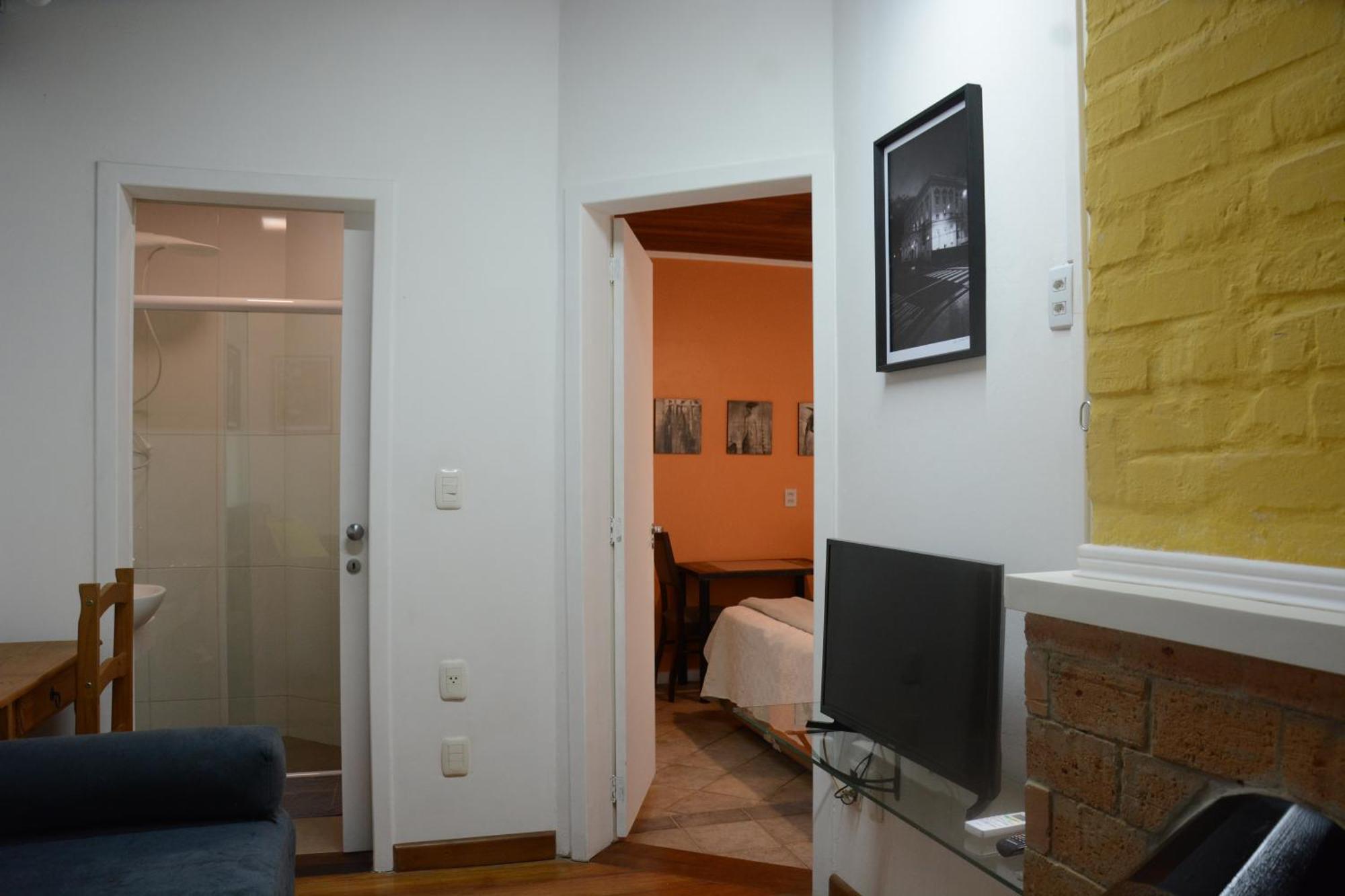 Apartamento Kami 阿雷格里港 外观 照片