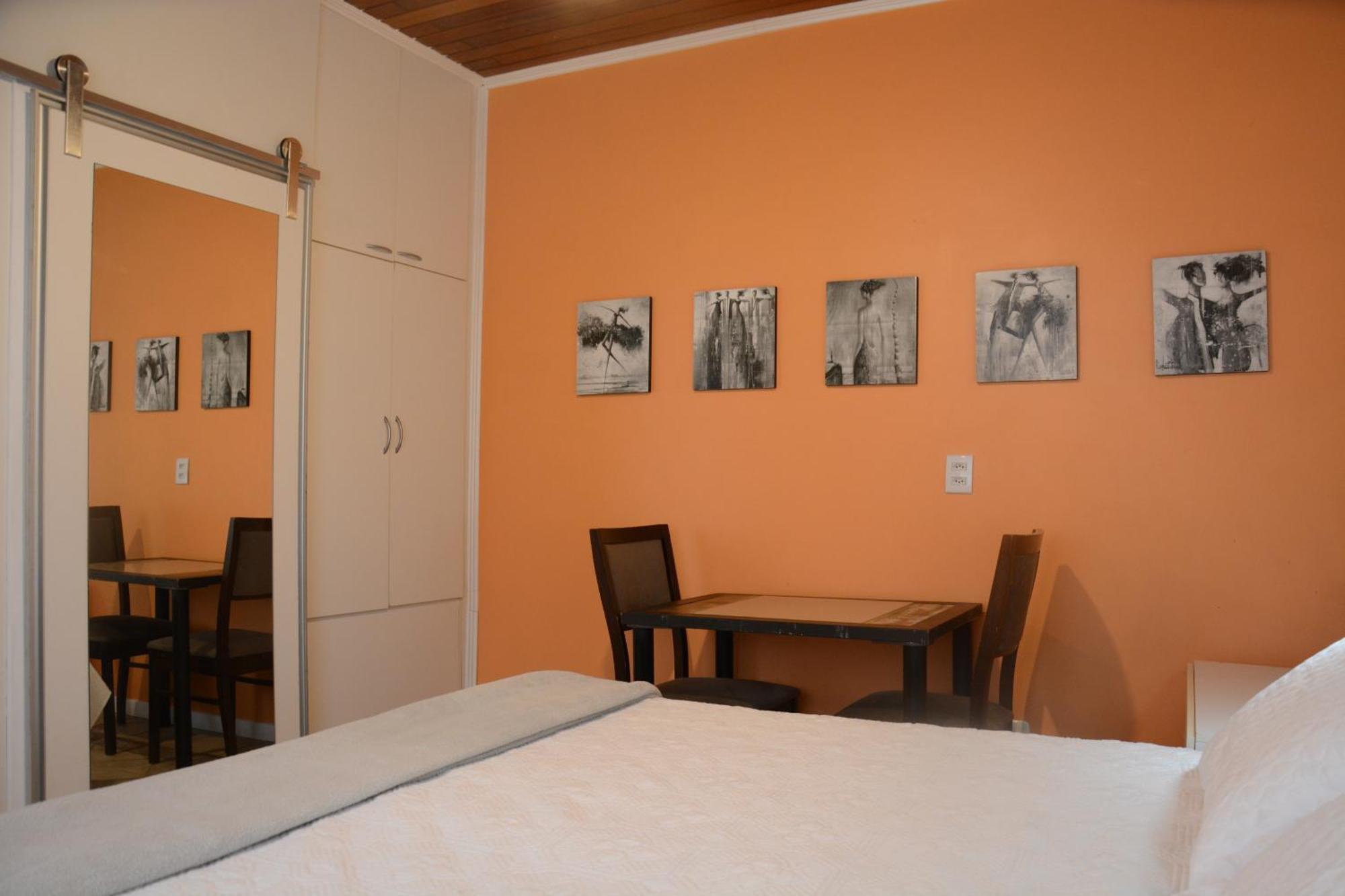 Apartamento Kami 阿雷格里港 外观 照片