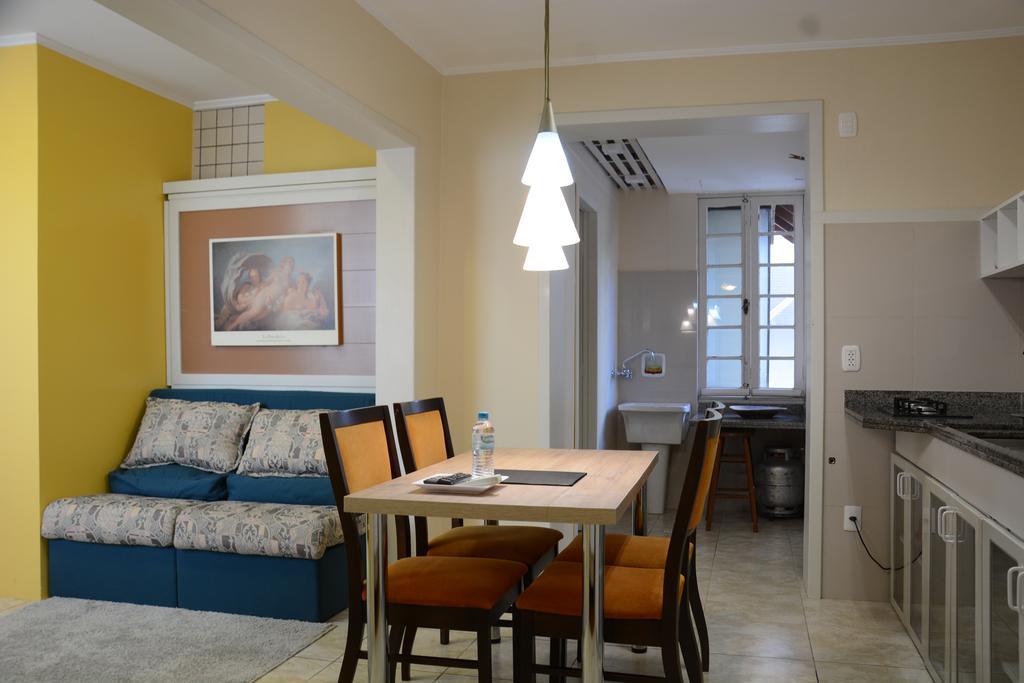 Apartamento Kami 阿雷格里港 外观 照片