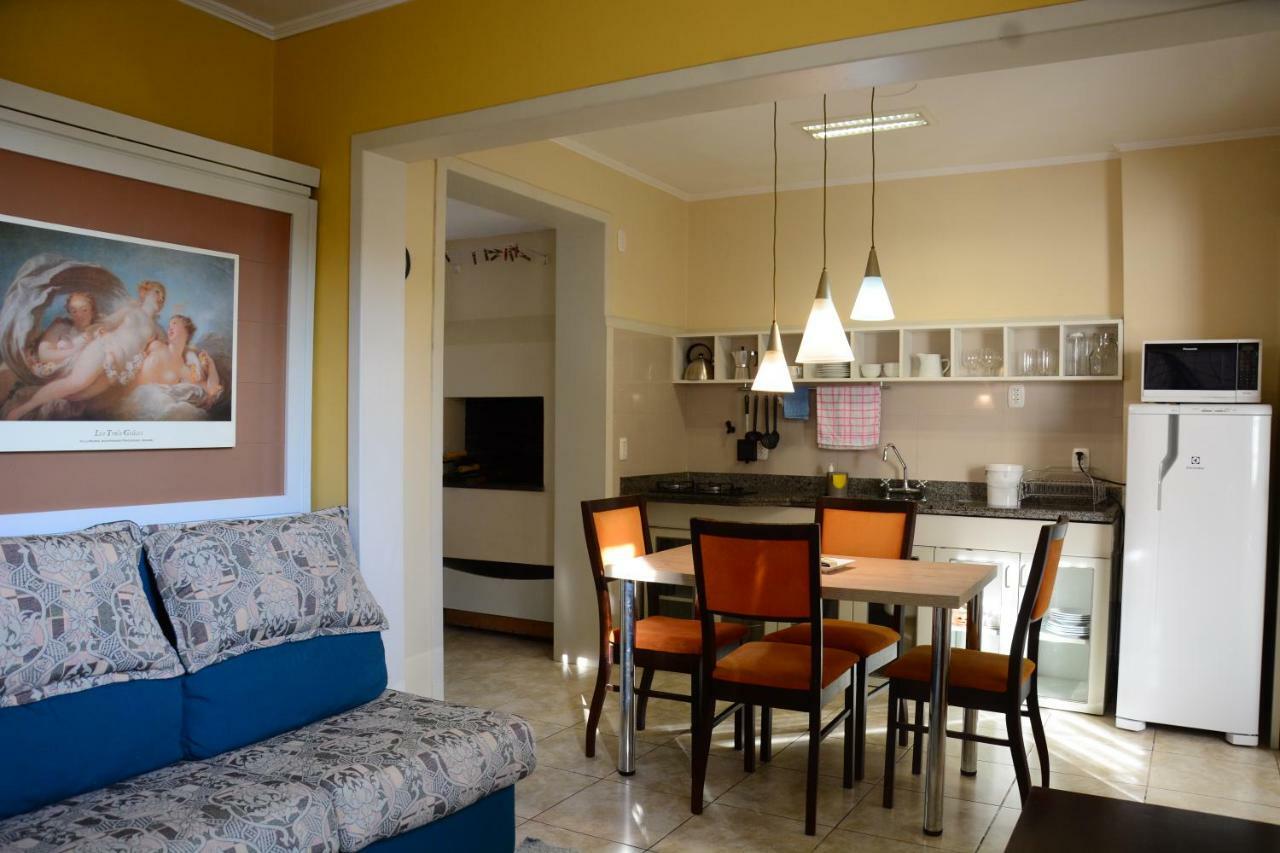 Apartamento Kami 阿雷格里港 外观 照片